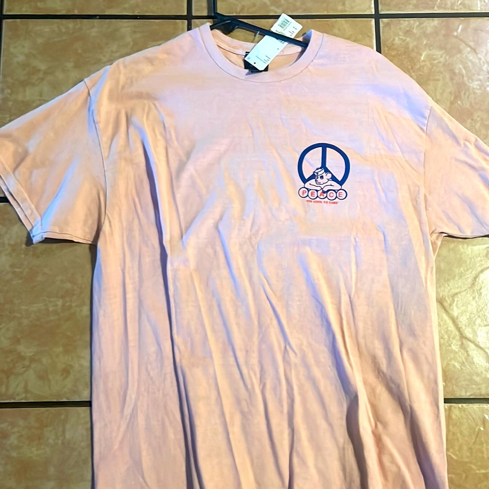 NWT Urban Outfitters BDG Peace bear T Shirt